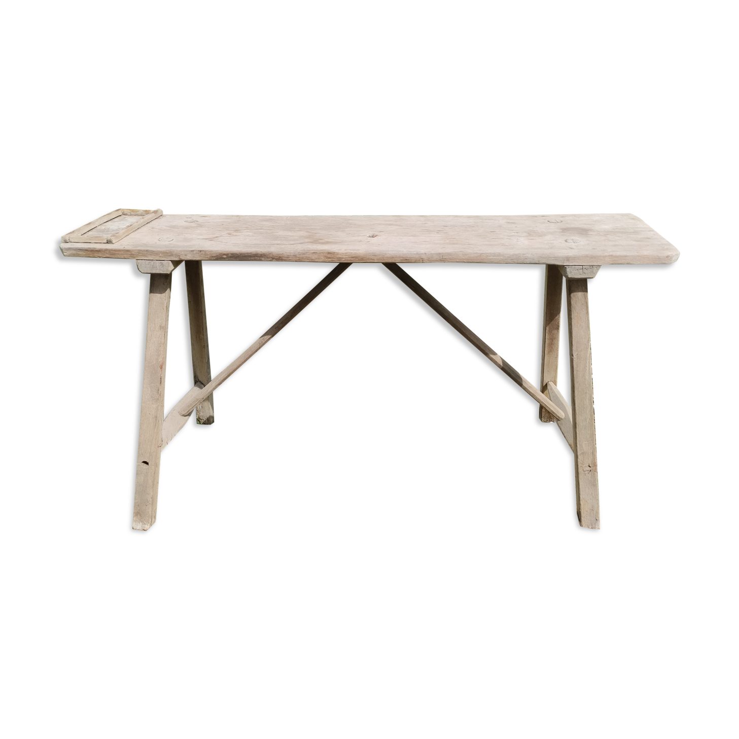 Vintage washing table