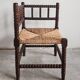 Chaise d’angle française provinciale ancienne en chêne sculpté, 1910