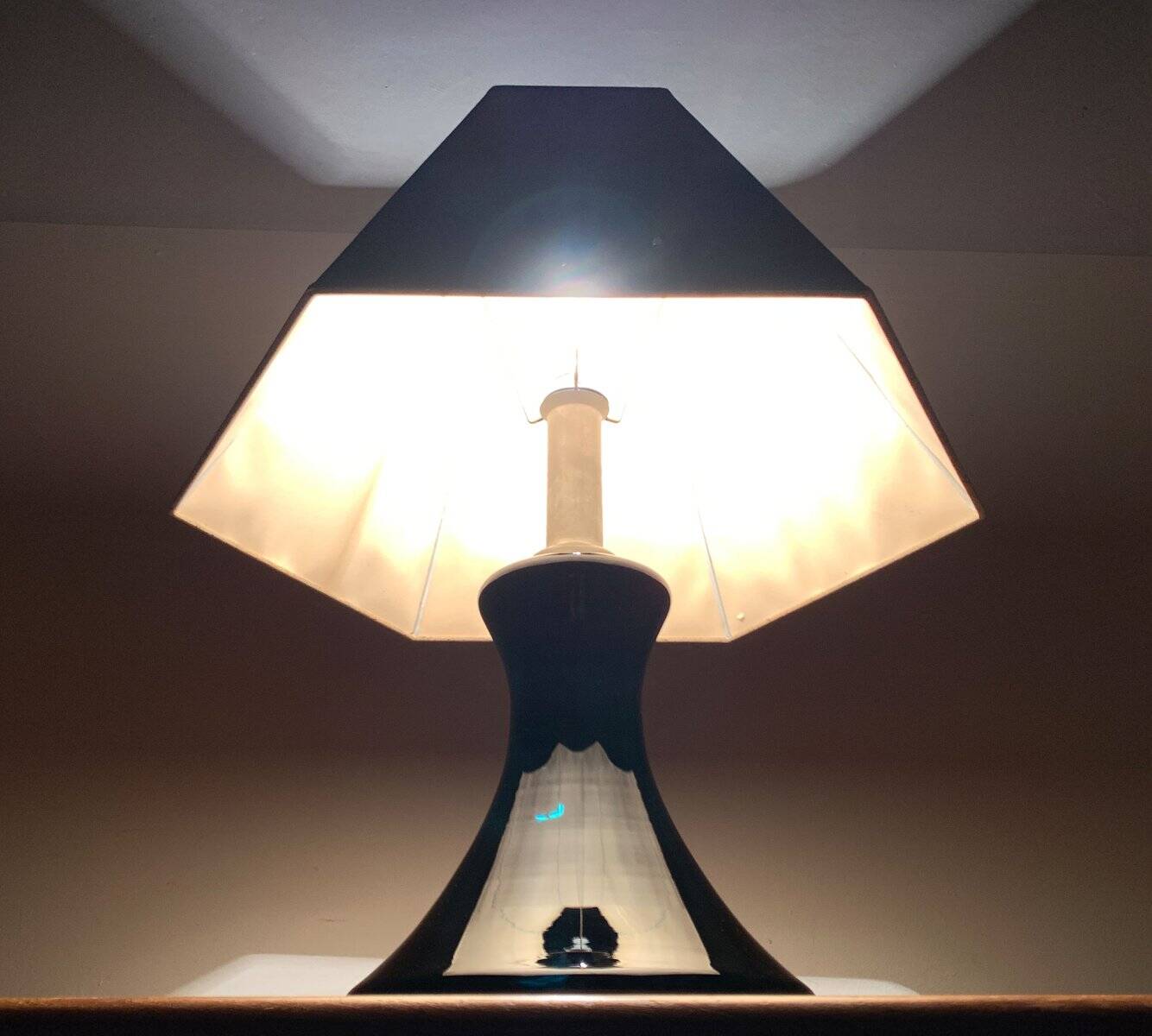 Floor or table lamp in German glass and synthetic cork in M Design style by Ingo Maurer, 1960s.