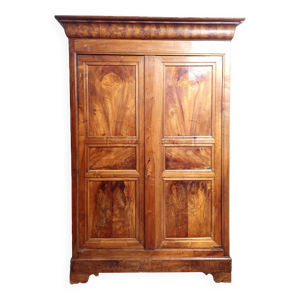 Armoire époque louis - noyer