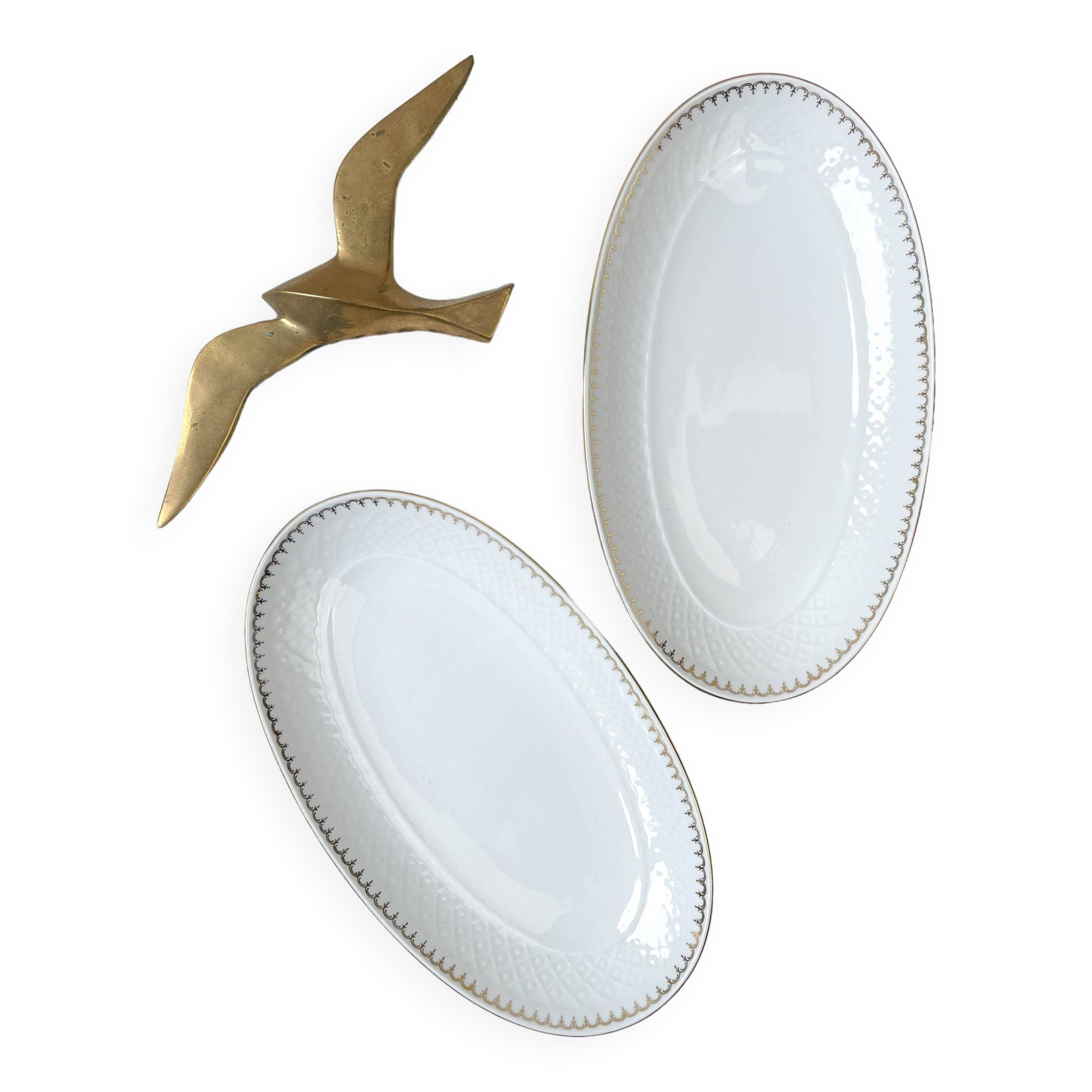 2 Bavarian white and gold porcelain dishes, "Annabell" model