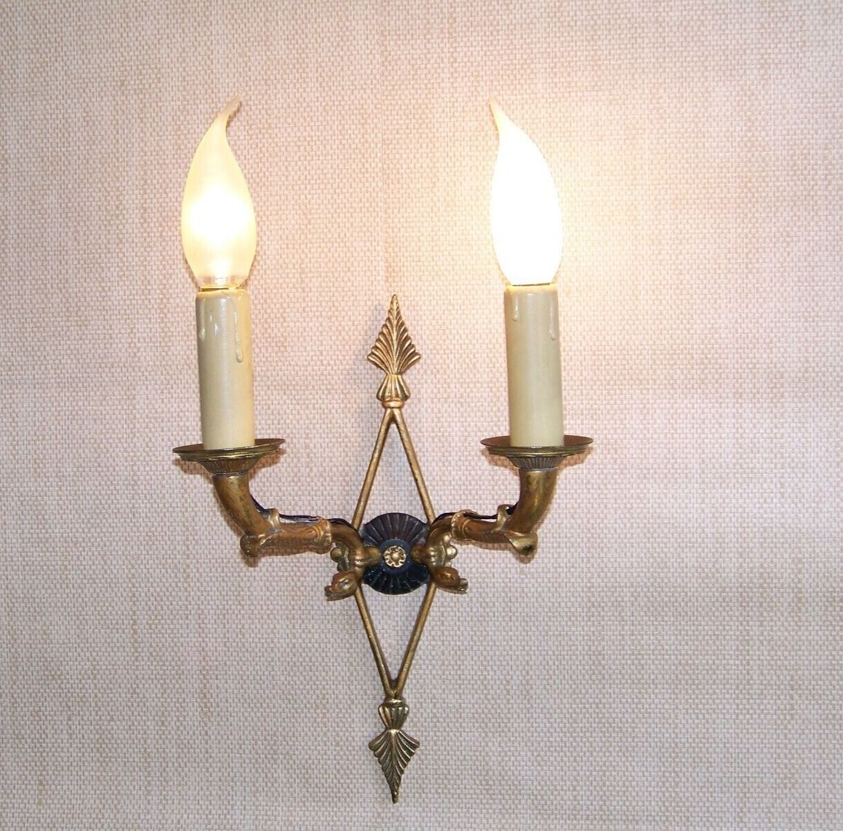 French antique bronze double Empire wall sconce with arrow and swan detail 4317.