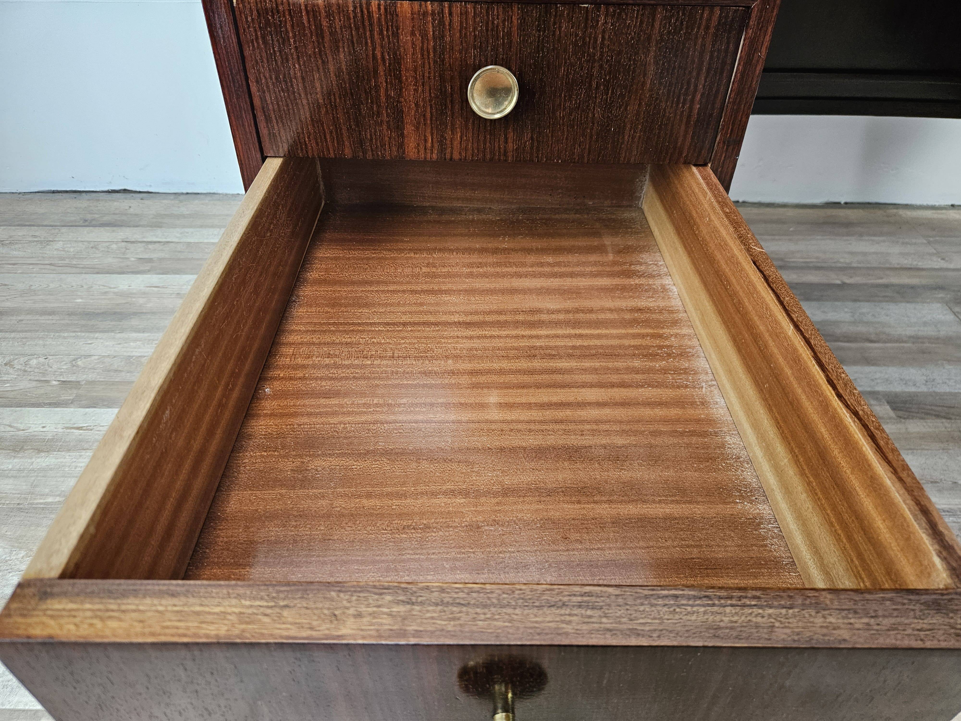 Executive Art Decò desk in exotic wood, glass, and brass