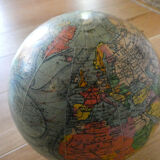 Light earth globe in vintage J-Forest glass from the 1940s