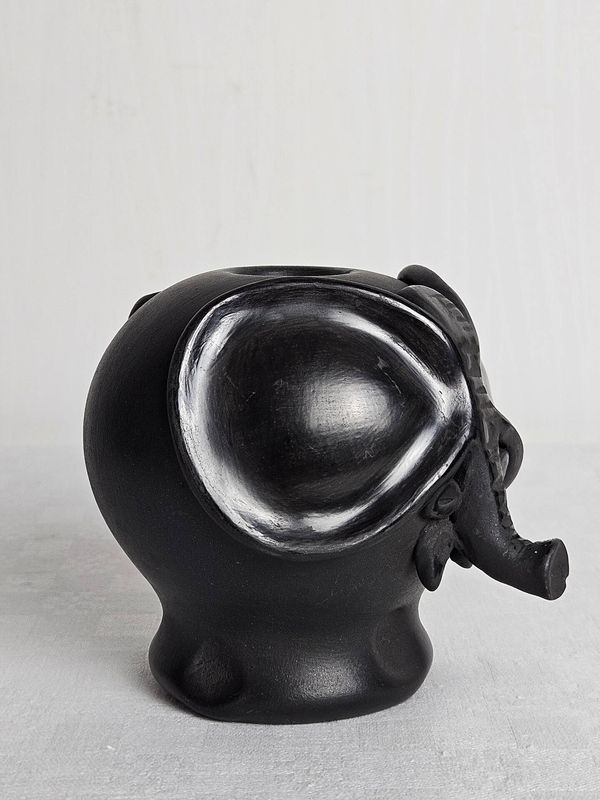 Bougeoir céramique éléphant stylisé signé vintage