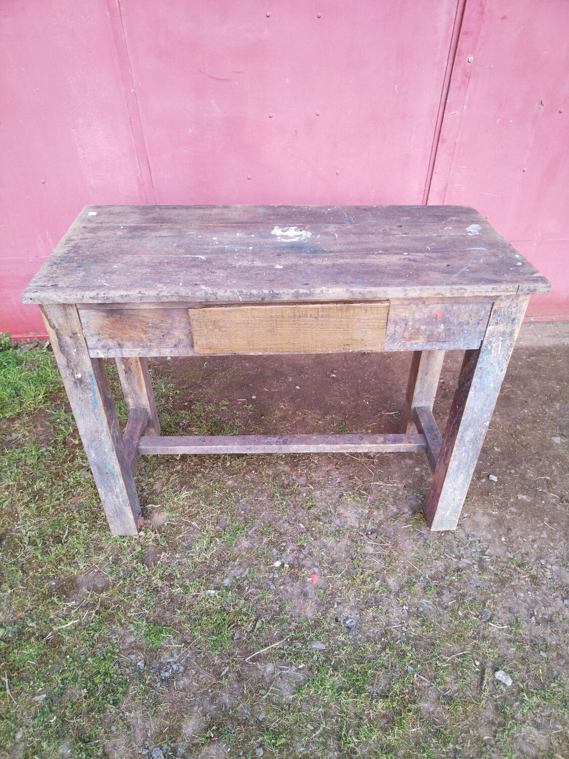 Painter workshop furniture