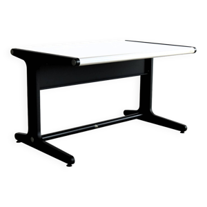 bureau vintage table - hillebrand