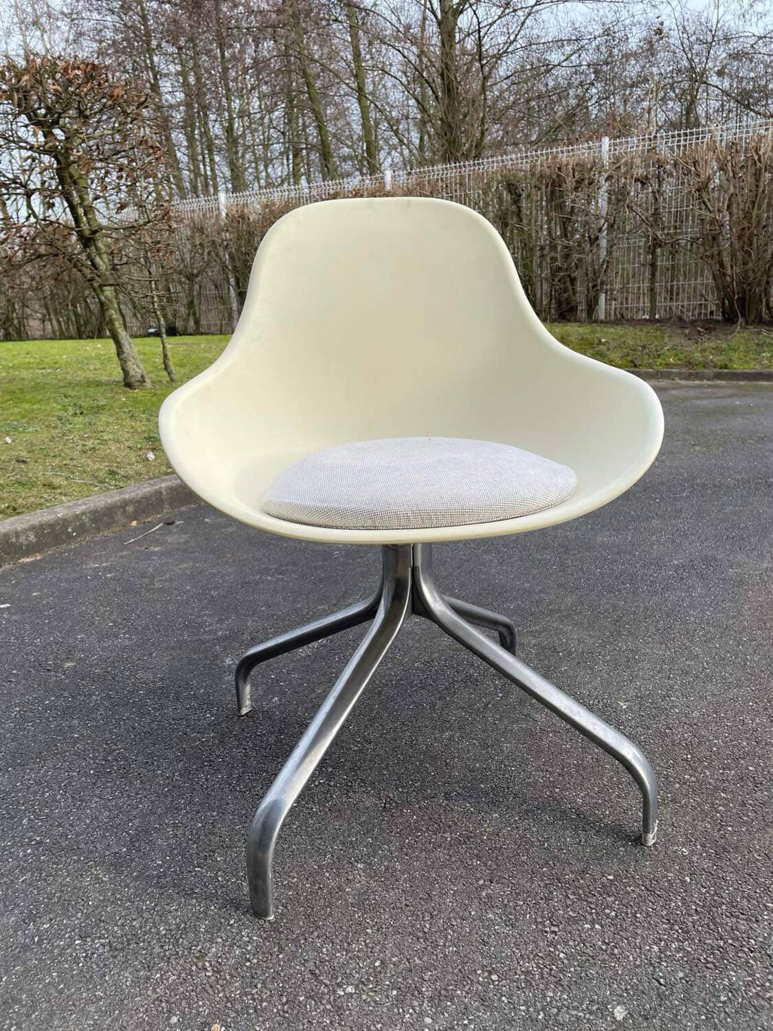 Set of 4 IKEA Chris Martin ABS chairs