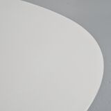 Coffee table by Arne Jacobsen, Fritz Hansen, circa 1970.