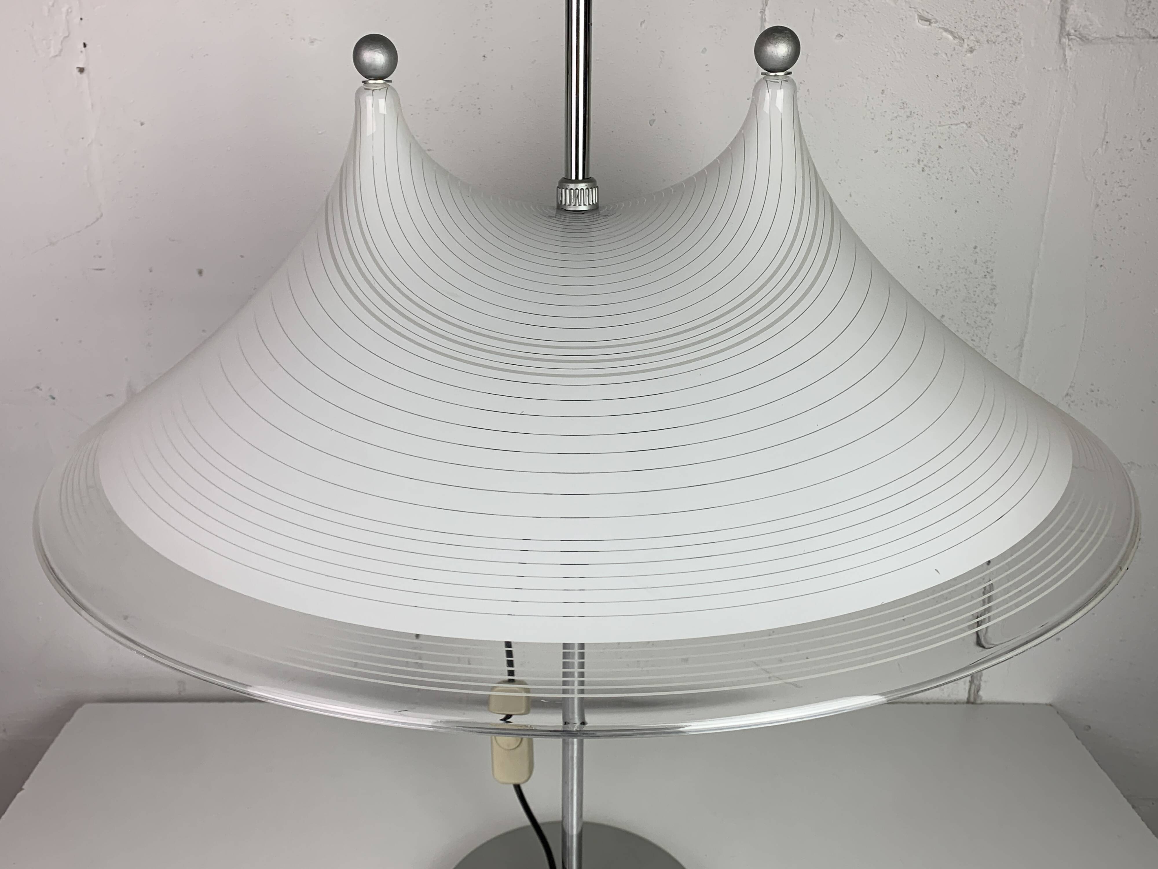 Large Dutch design space age adjustable table or desk lamp by Harco Loor, 1
