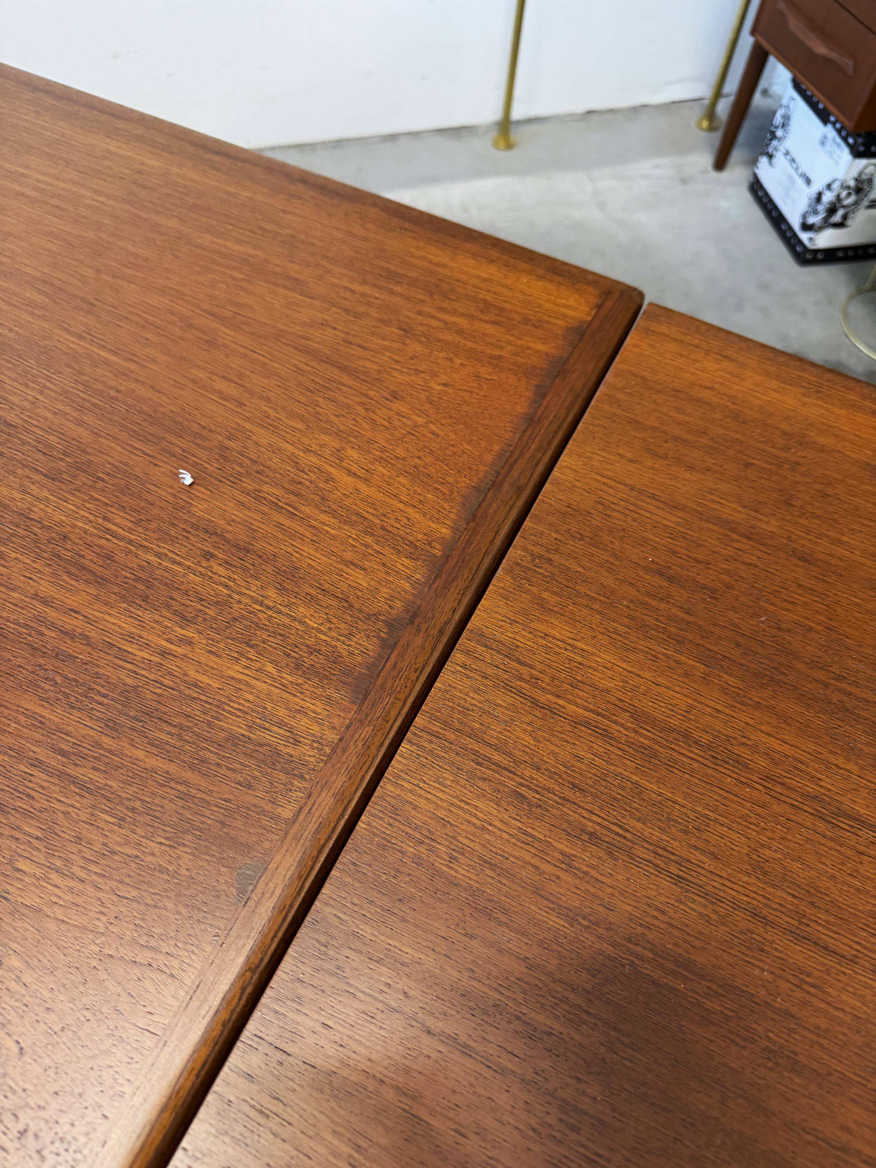 Extendable teak table, Denmark 1960s/1970s, mid-c vntg