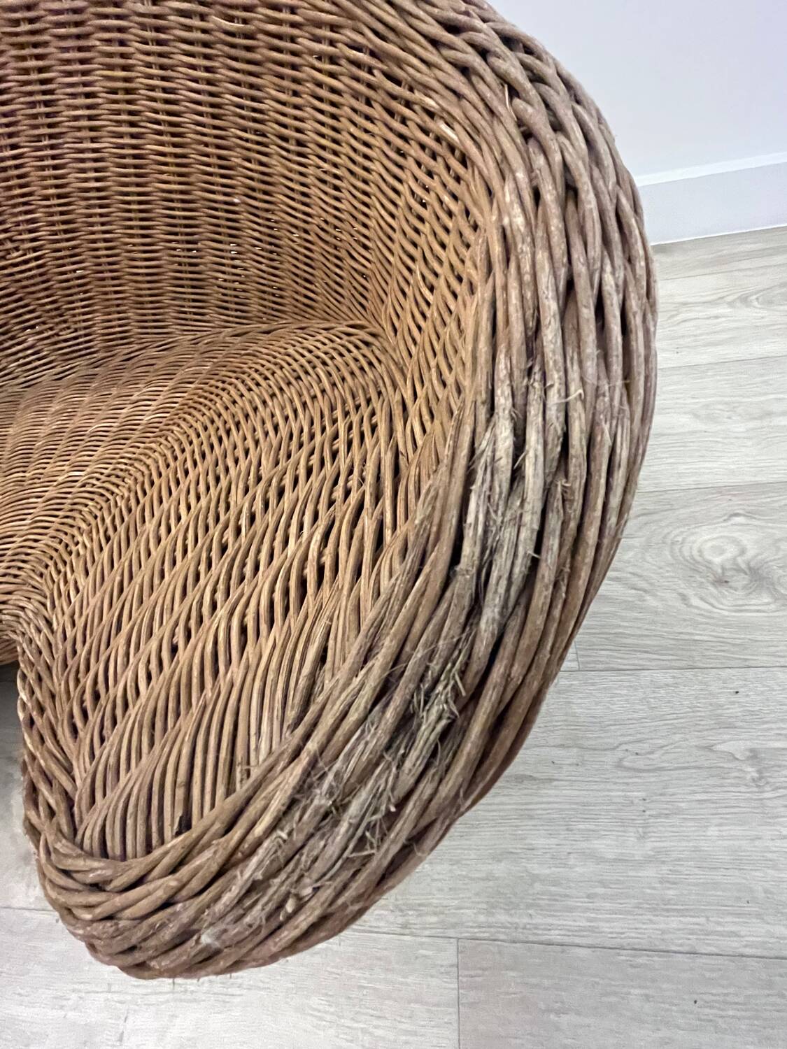 Lotus chair