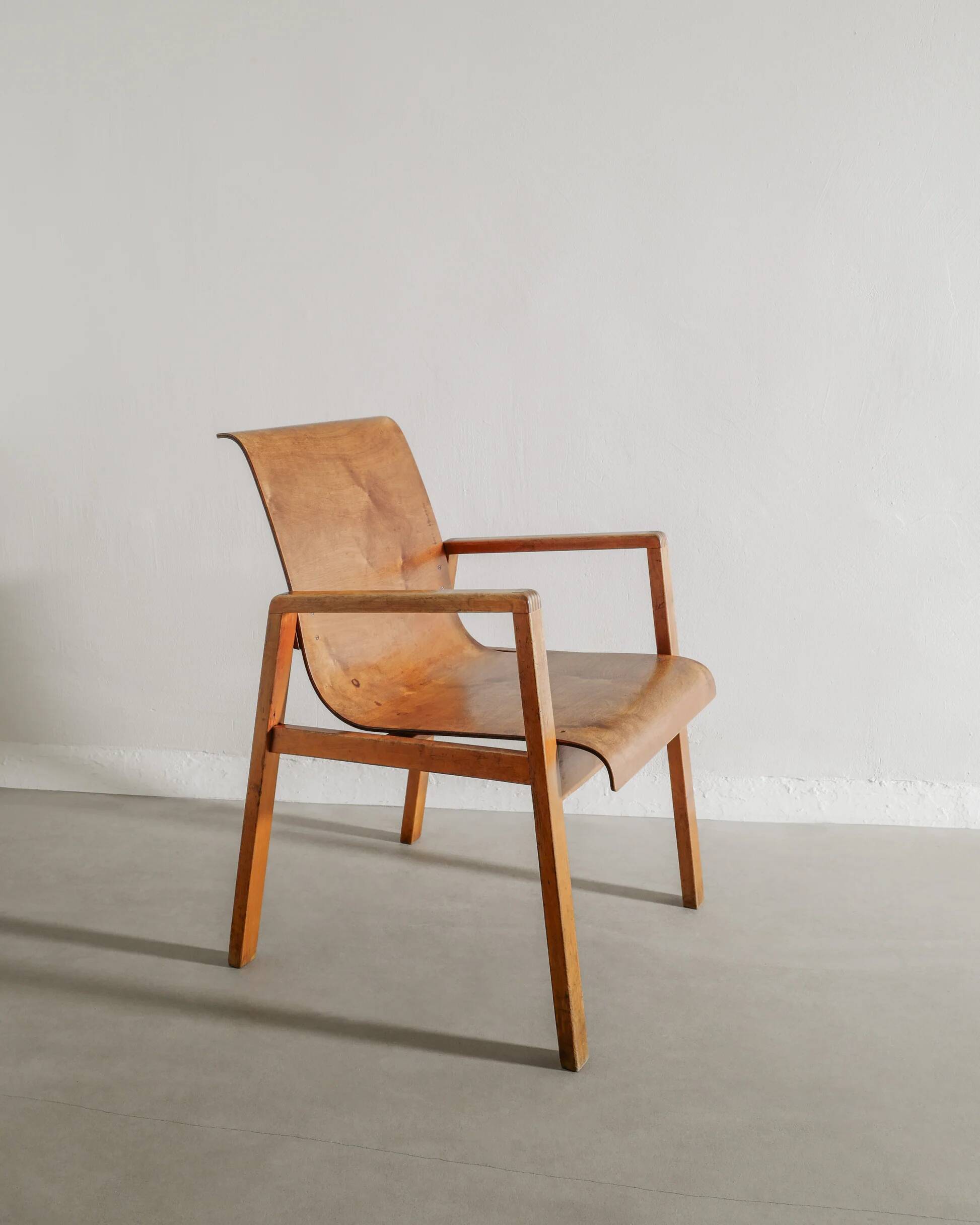 Early Vintage Finnish "No 51 / Hallway" Armchair by Alvar Aalto, 1930s