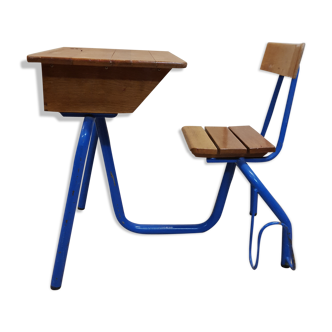 former desk child 70 year
