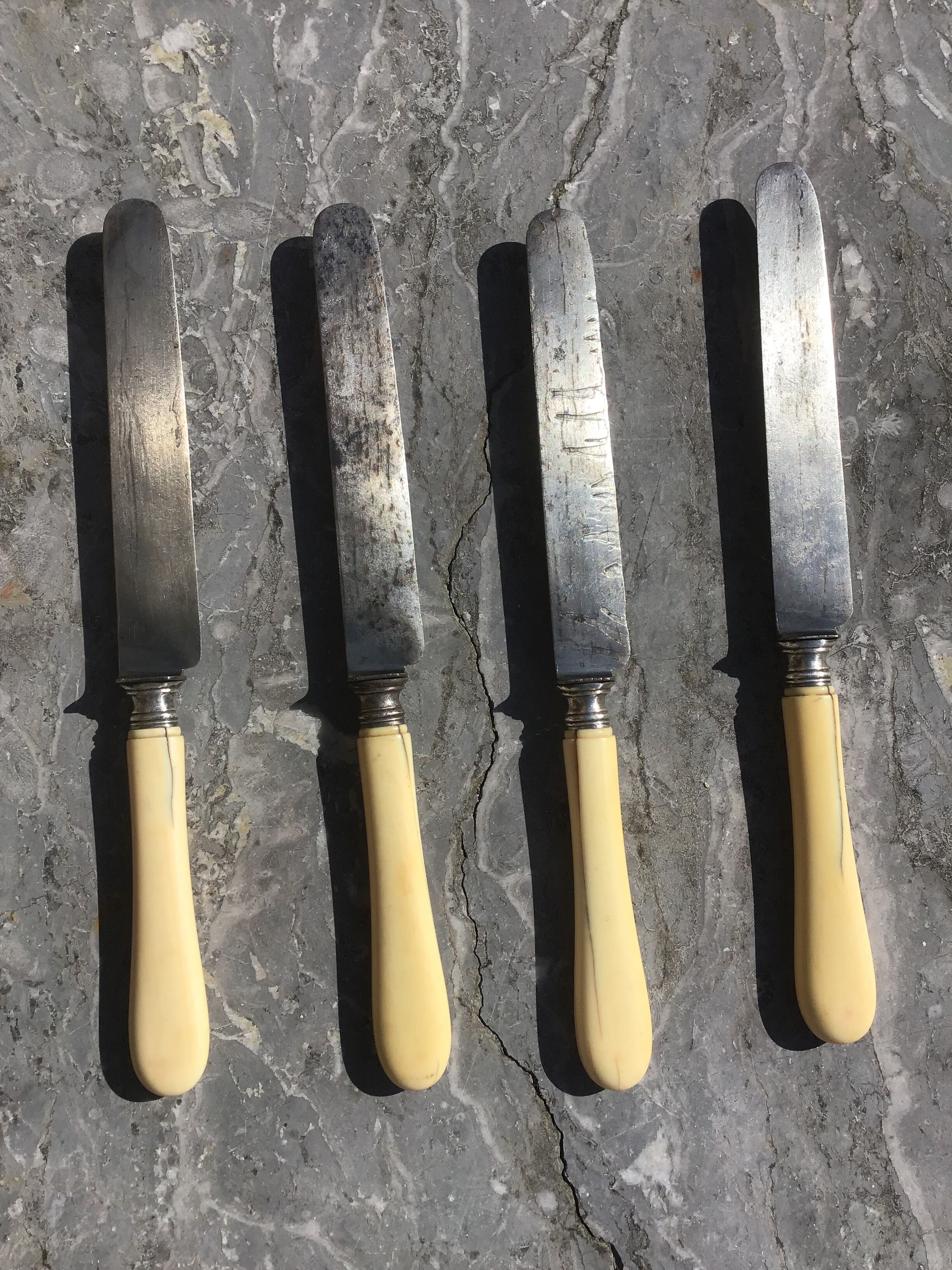 4 ivory handle knives 19 th
