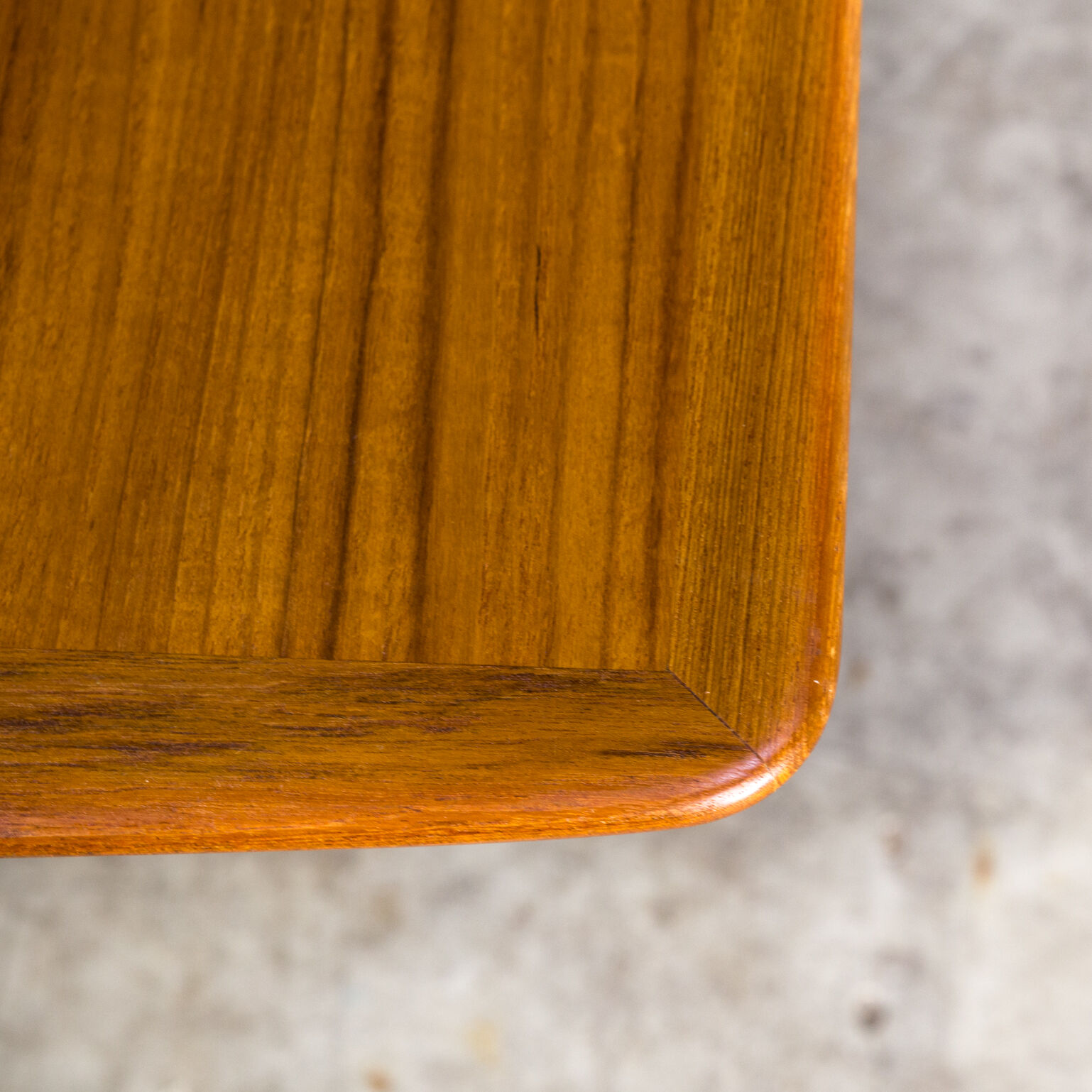 Danish extendable dining table 60