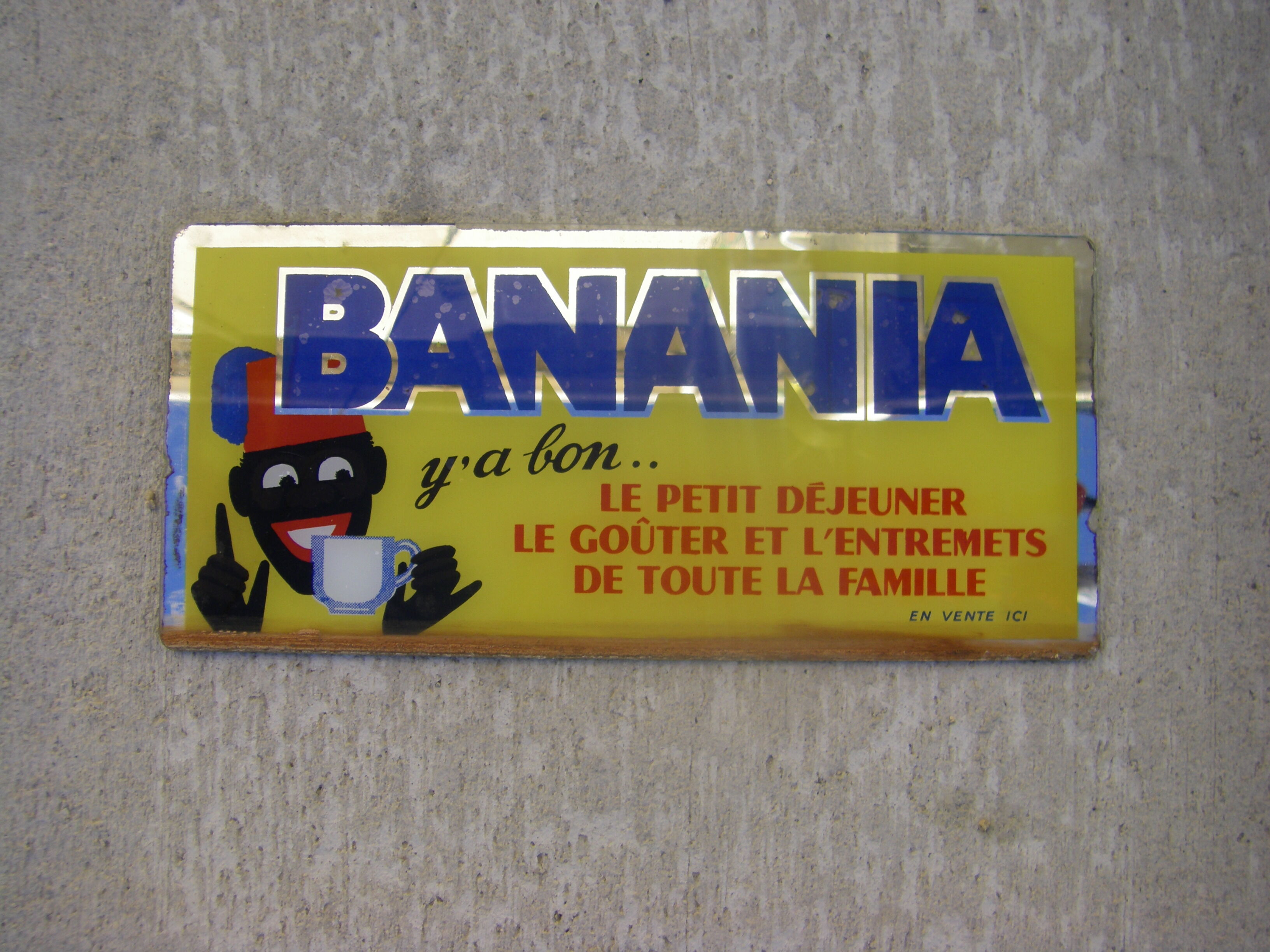 Advertising glass plate