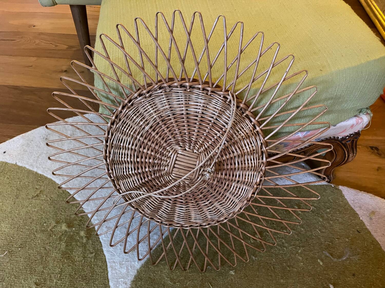 Round wicker mirror from the 1960s.