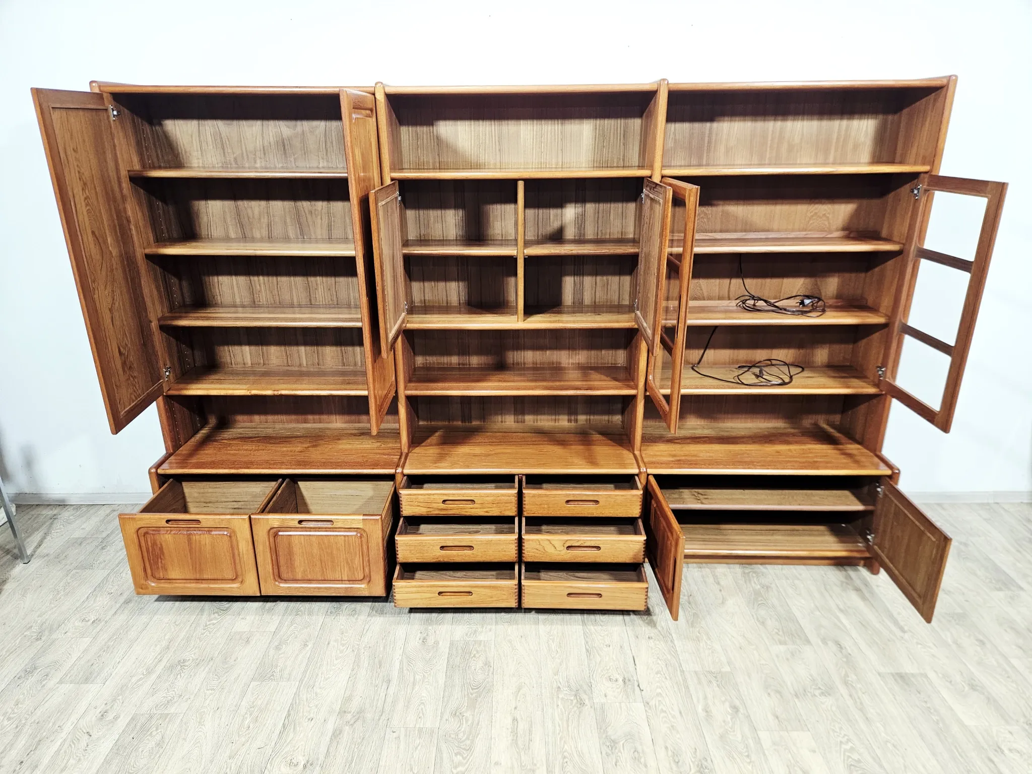 Étagère, unité murale multifonctionnelle et modulaire en teck, Danemark, années 60-70