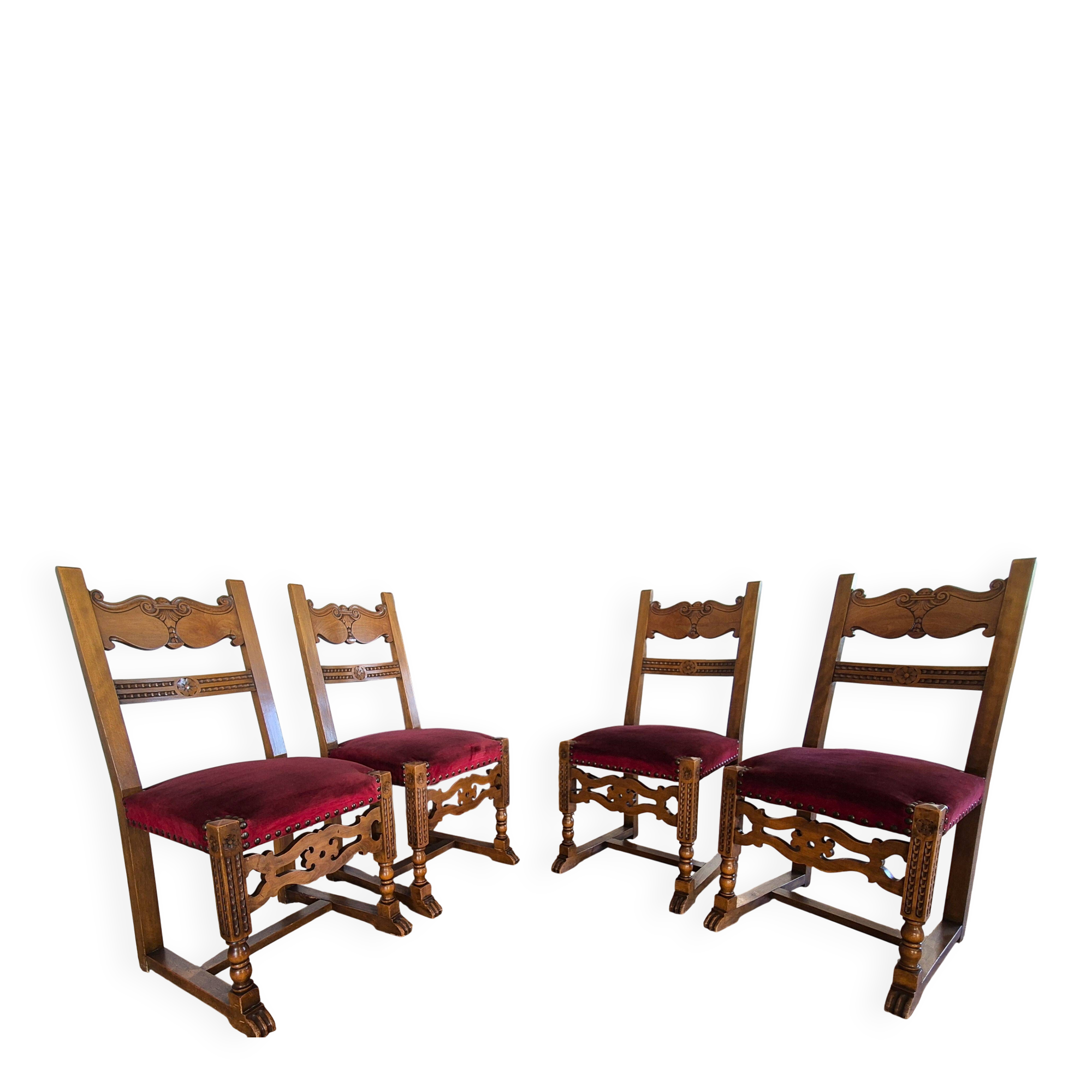 Set of 4 Louis XIII/Renaissance style chairs – solid carved oak