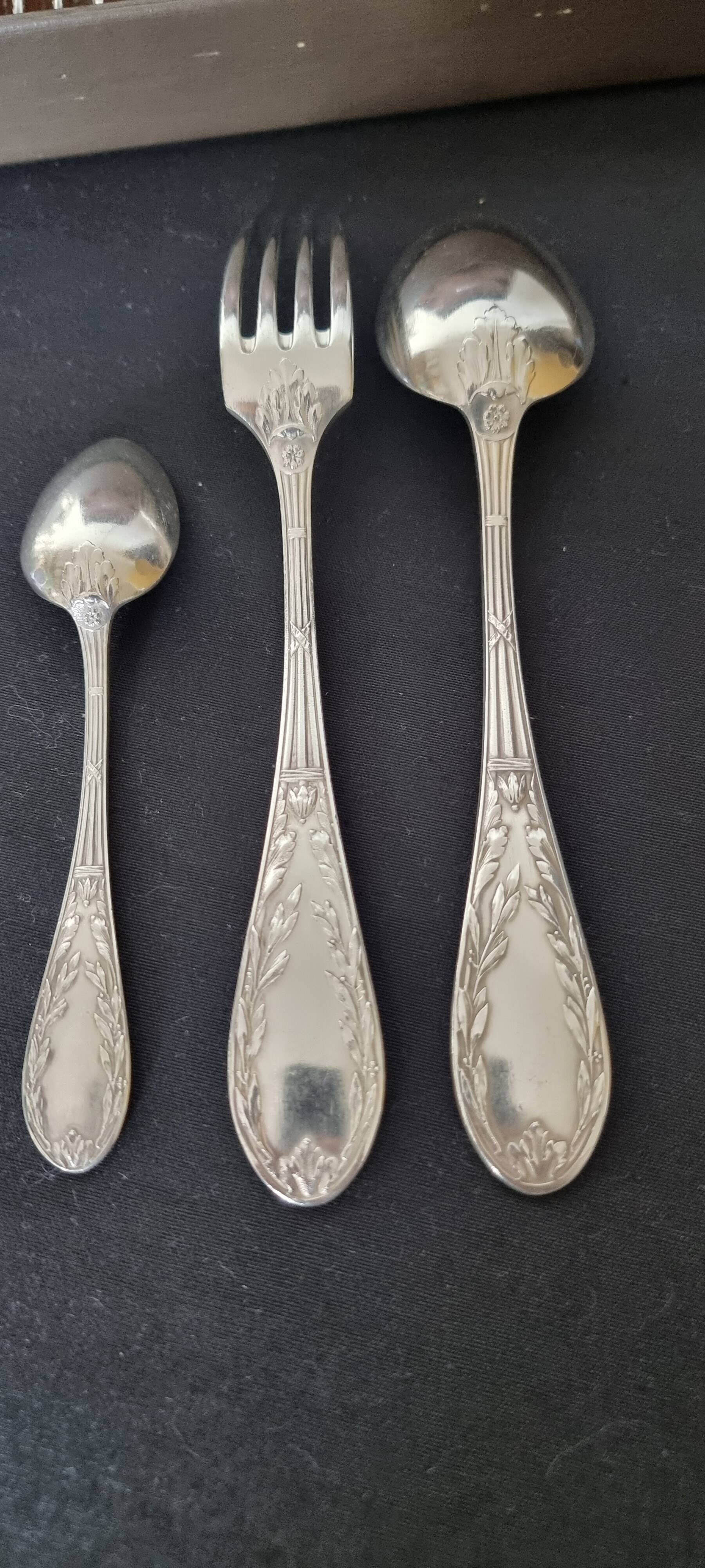 Médard Orfèvres Orfèvres vintage exclusif, 37 pièces, en métal argenté, sty