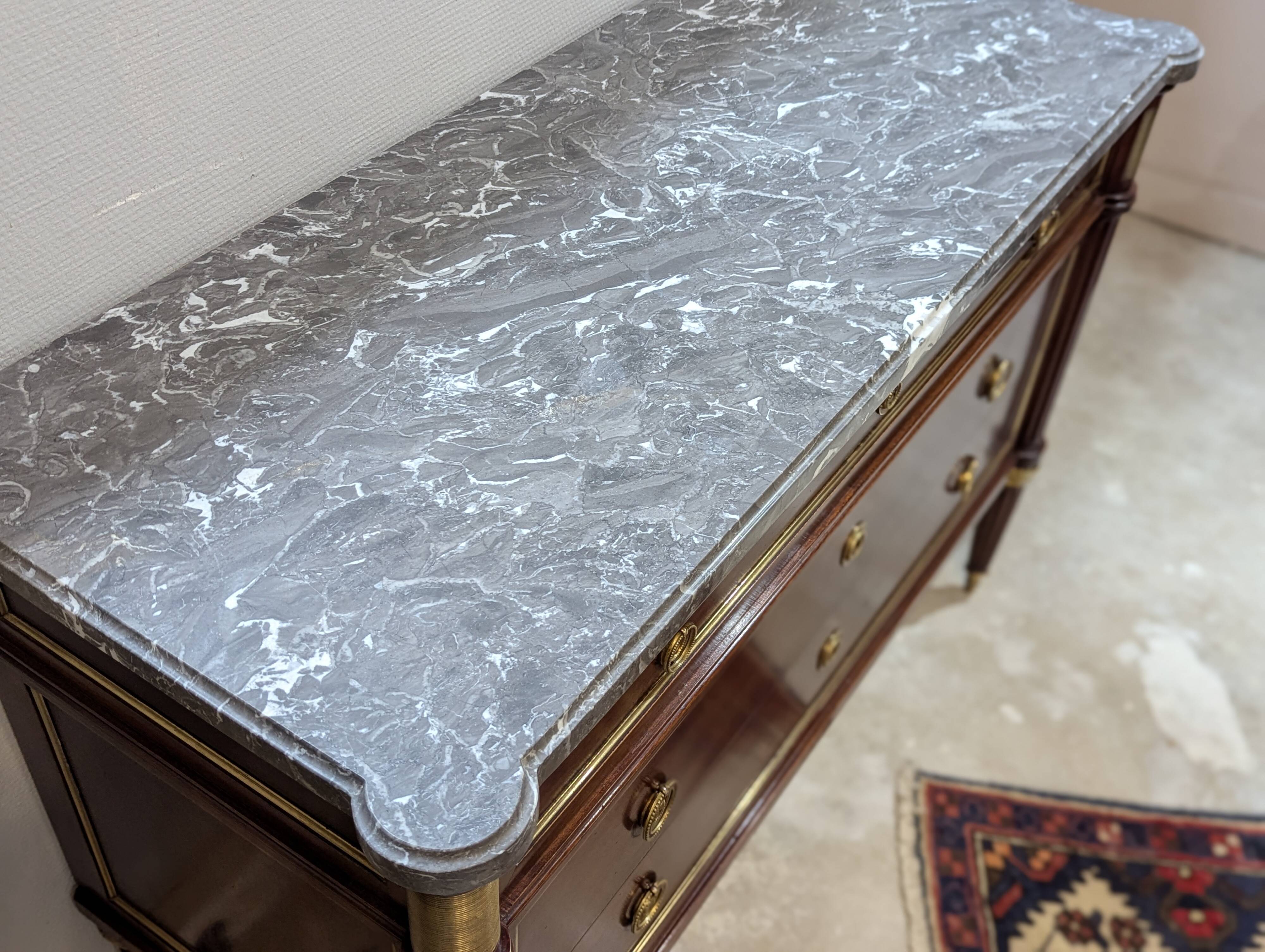 Commode louis xvi acajou