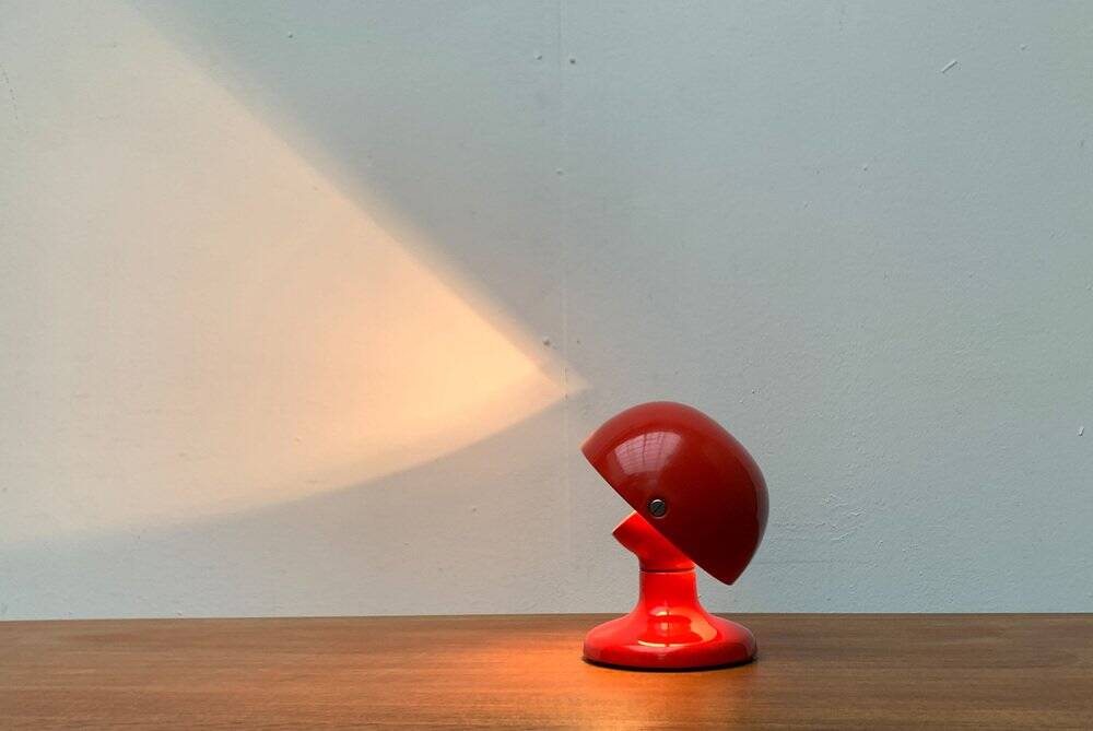 Mid-century space age Jucker table lamp by Afra & Tobia Scarpa for Flos, 1960s.