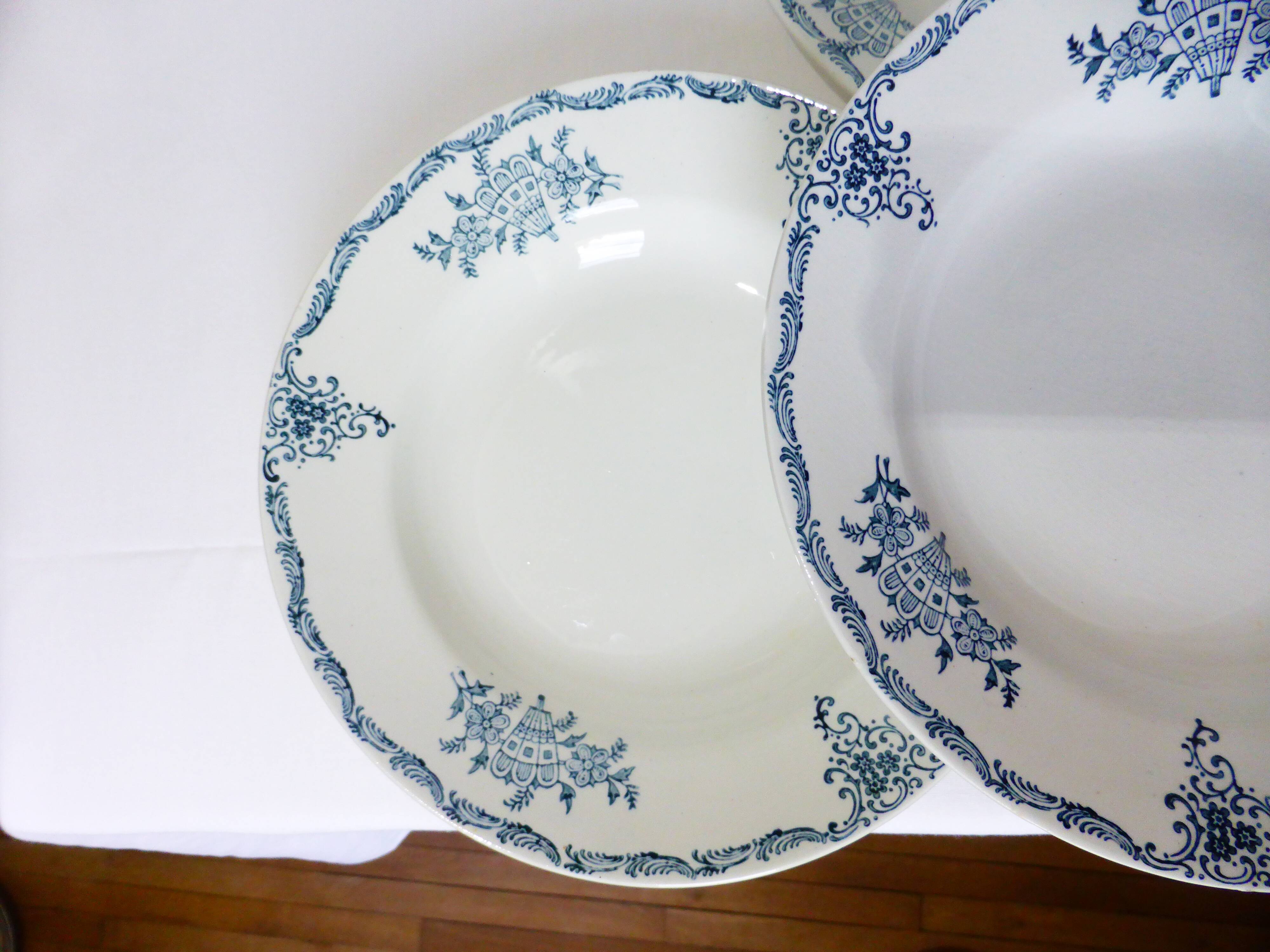 4 deep plates made of St Amand ironstone 220513