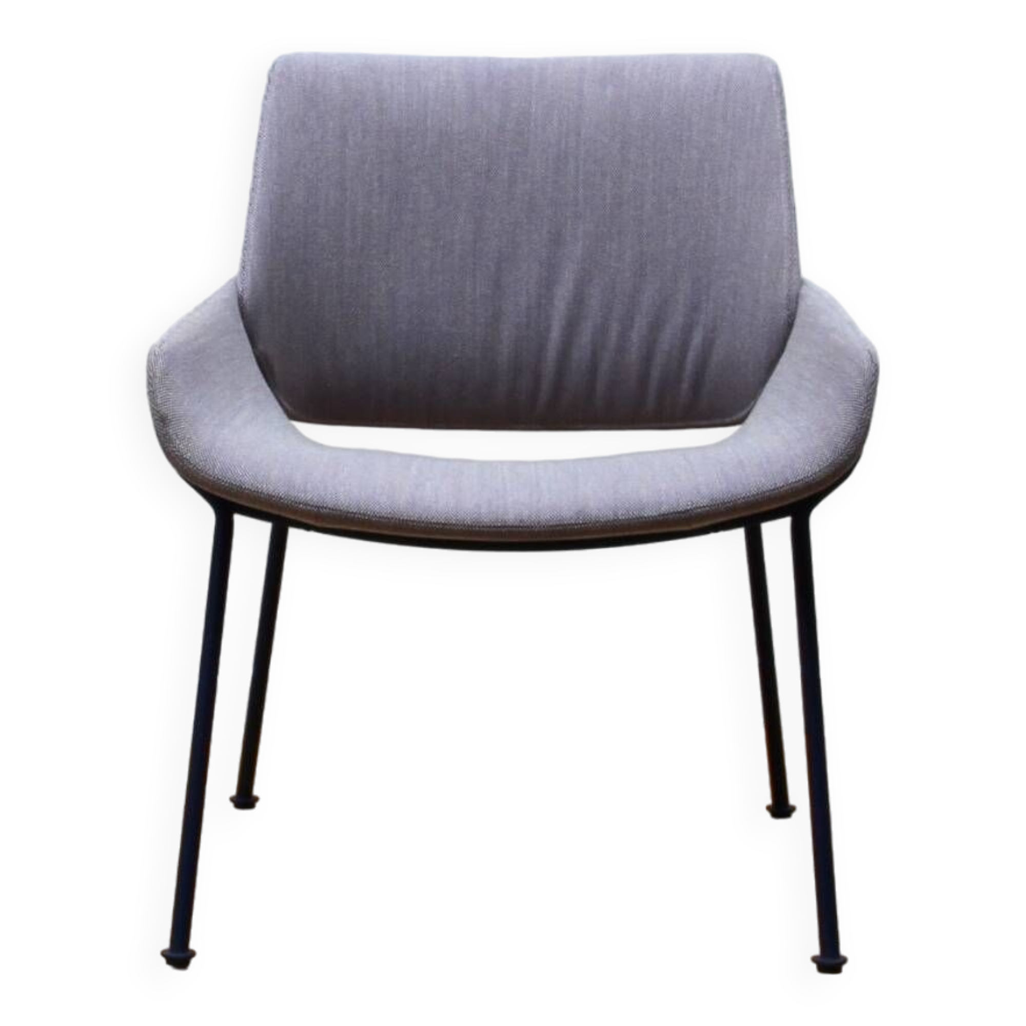 Monk designer armchair, Prostoria