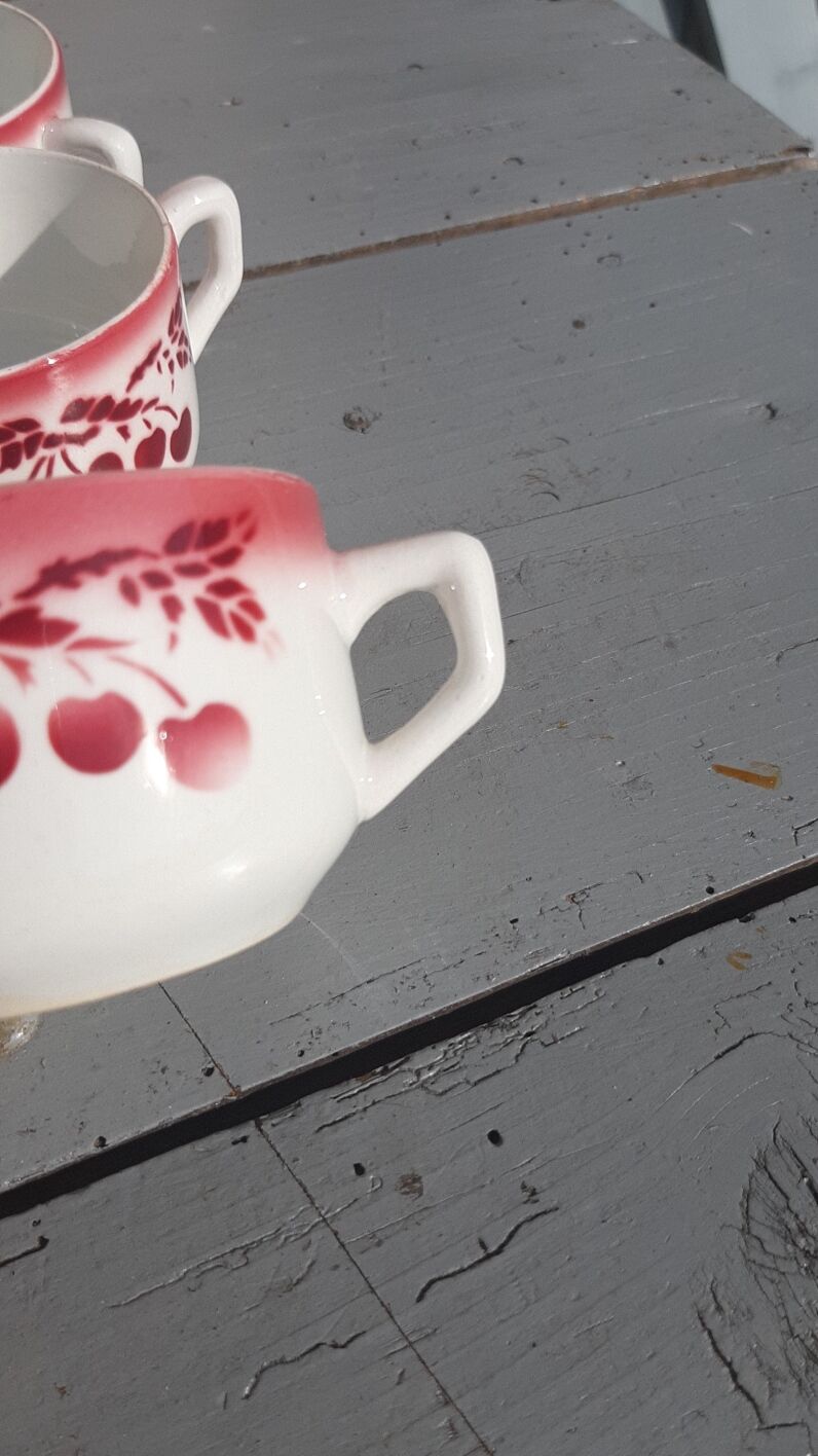 Tasses vintage luneville