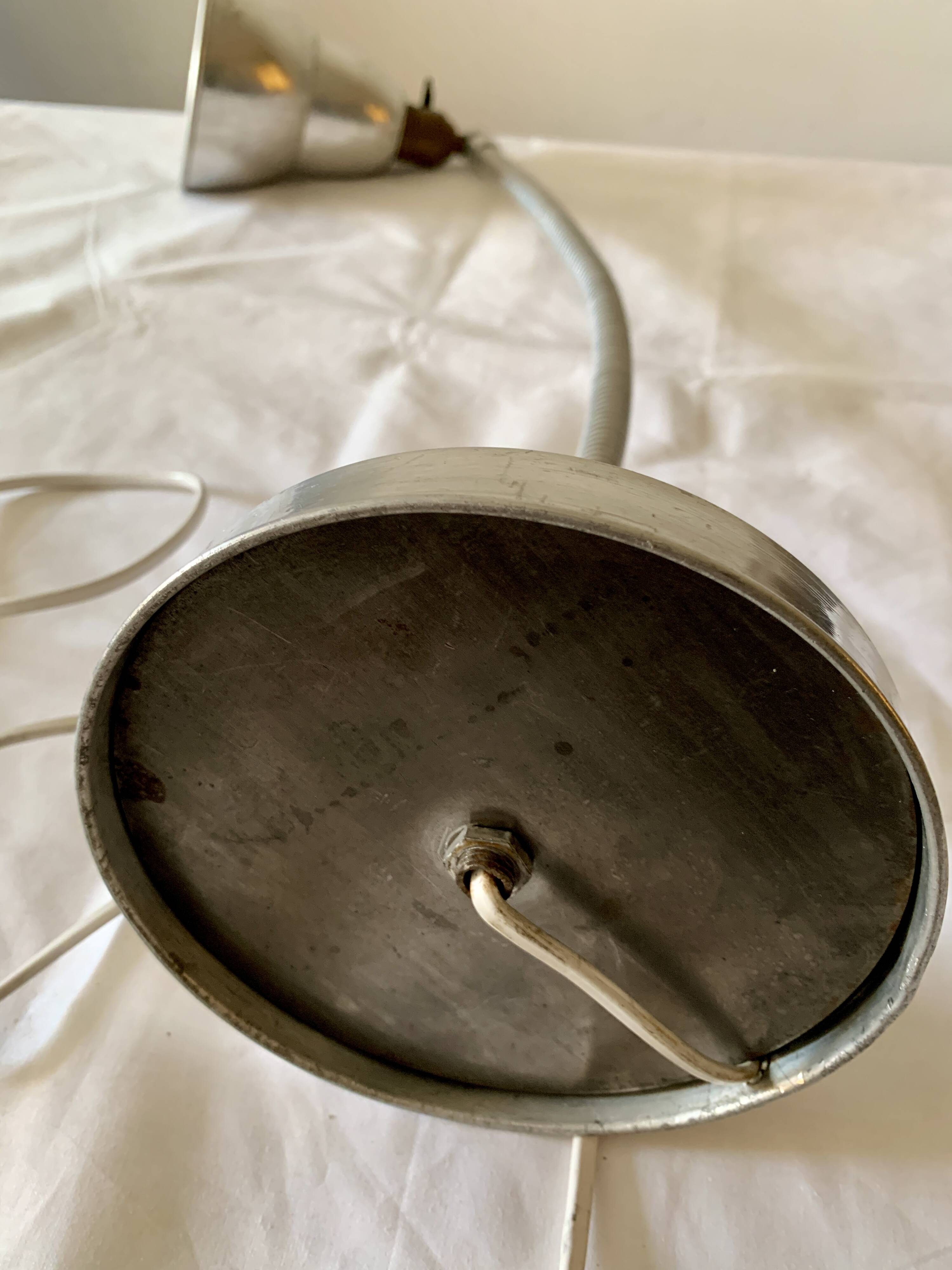 Flexible all-aluminum workshop lamp