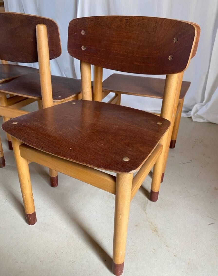 Quatre chaises basses Kvetny et Sonners Stolefabrik Danemark 1960