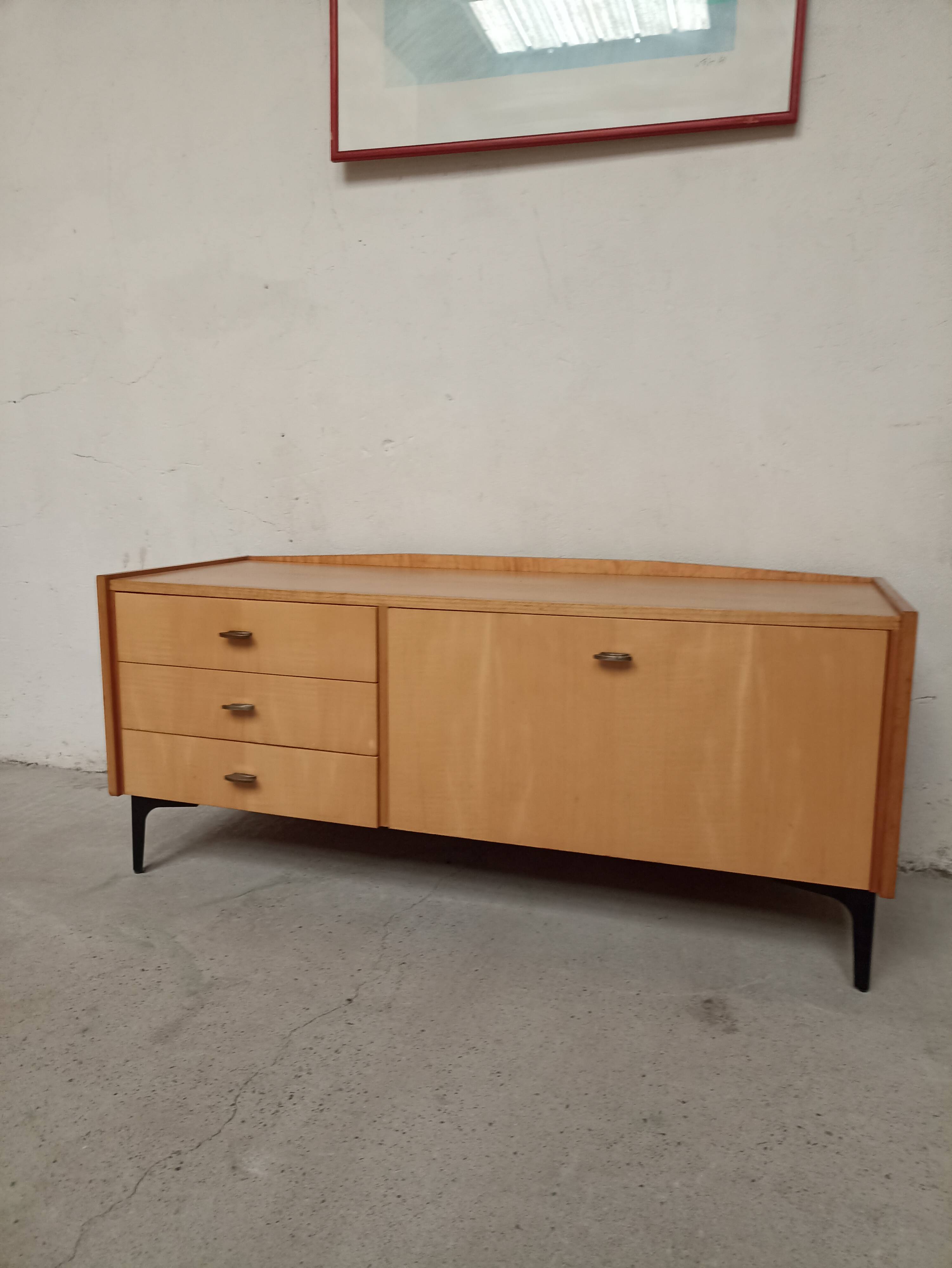 Vintage dressing table