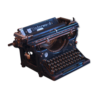 Underwood typewriter