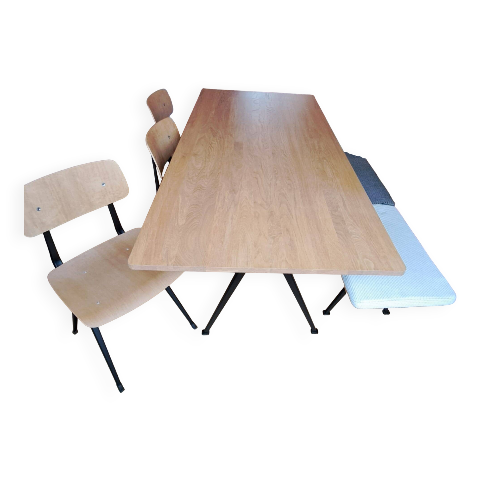 Hay - Pyramid table and bench + 3 Result chairs