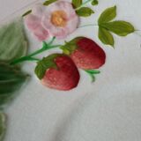 Deux assiettes en barbotines, H B, Choisy le roi