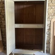 Armoire ancienne avec miroir