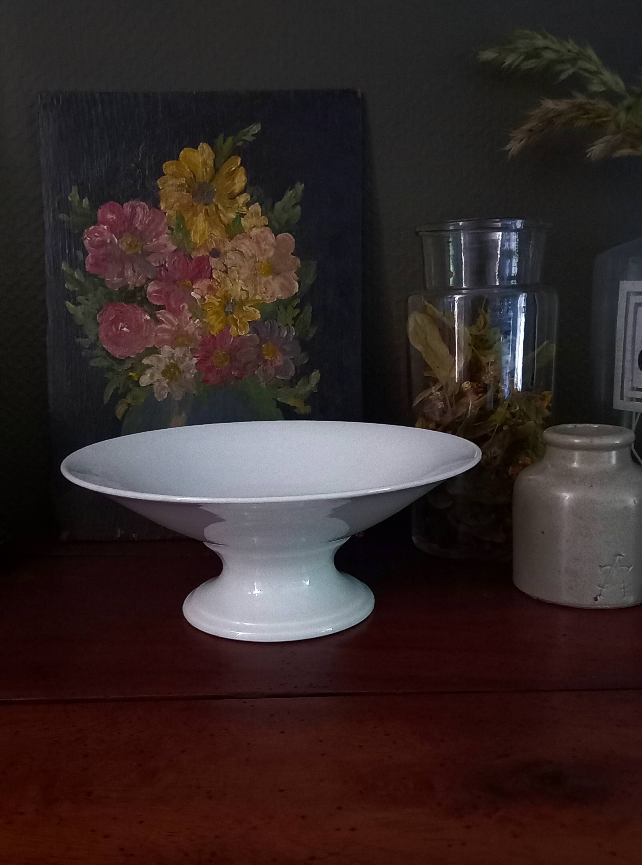 Small white porcelain fruit cup