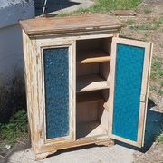 Vitrine à suspendre