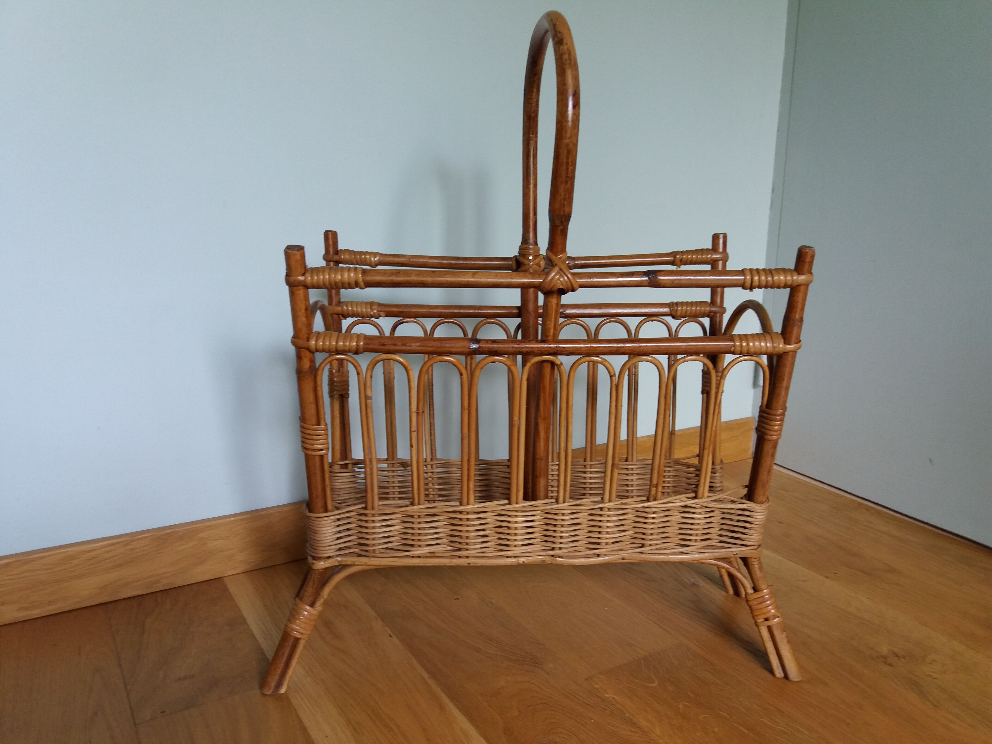 Wicker rattan magazine holders