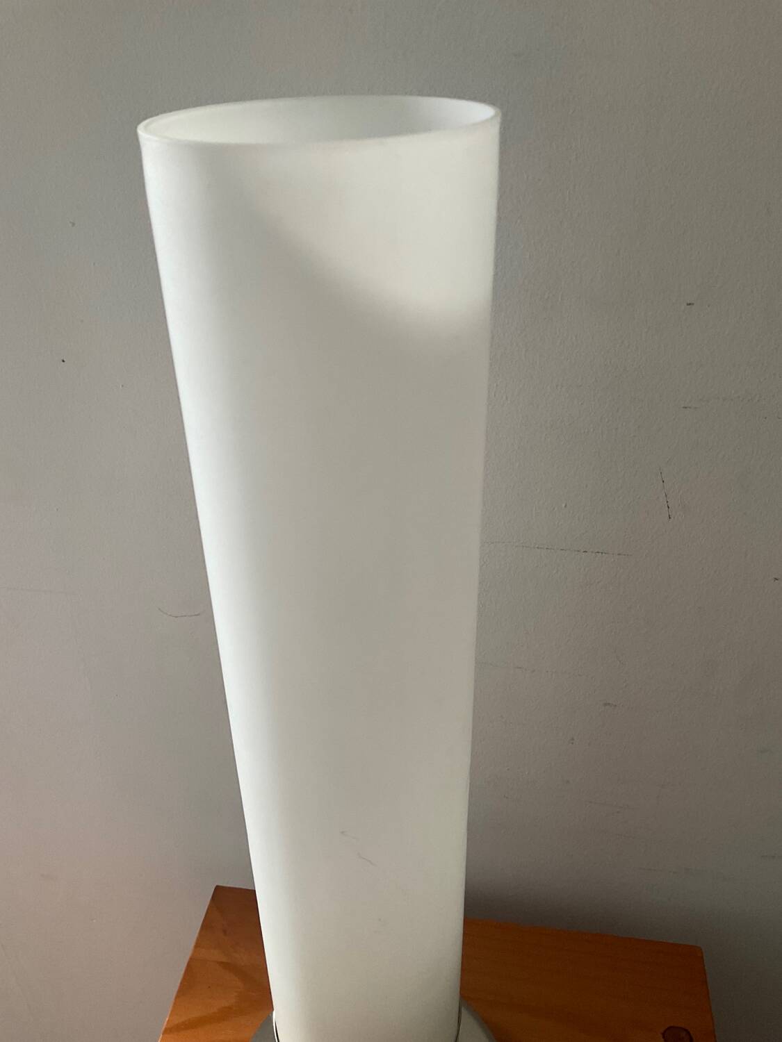 Vintage lamp in opaline and brushed aluminum