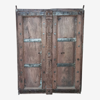 Porte ancienne en bois