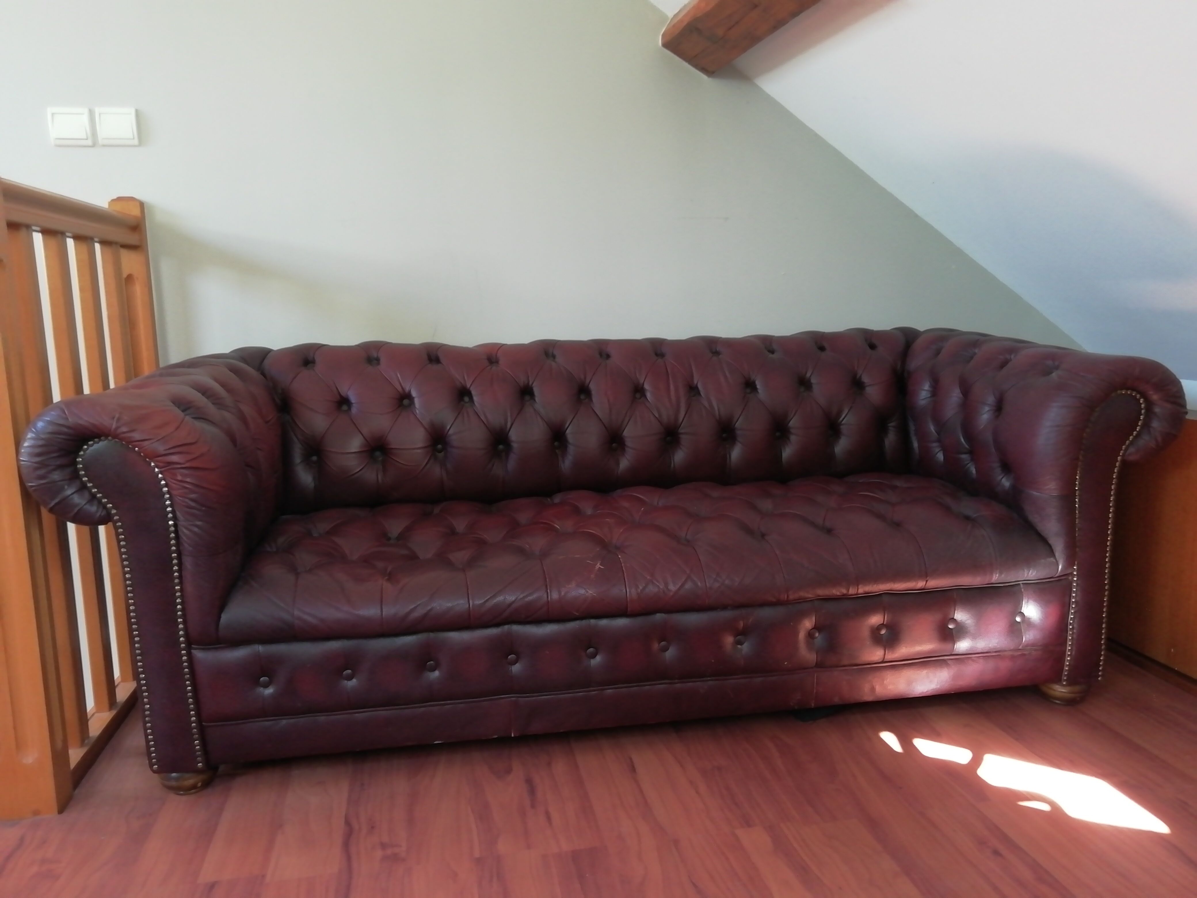 Sofa Chesterfield Vintage 60's-80's red burgundy