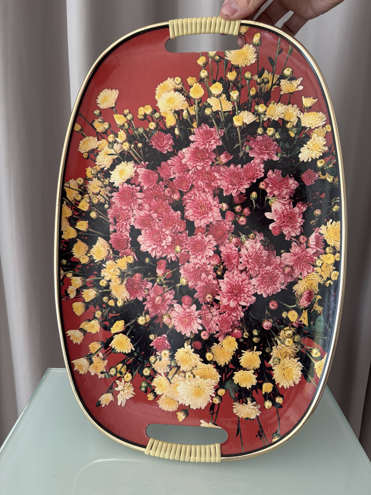 Vintage Floral Serving Tray – 1970s Chrysanthemum Design