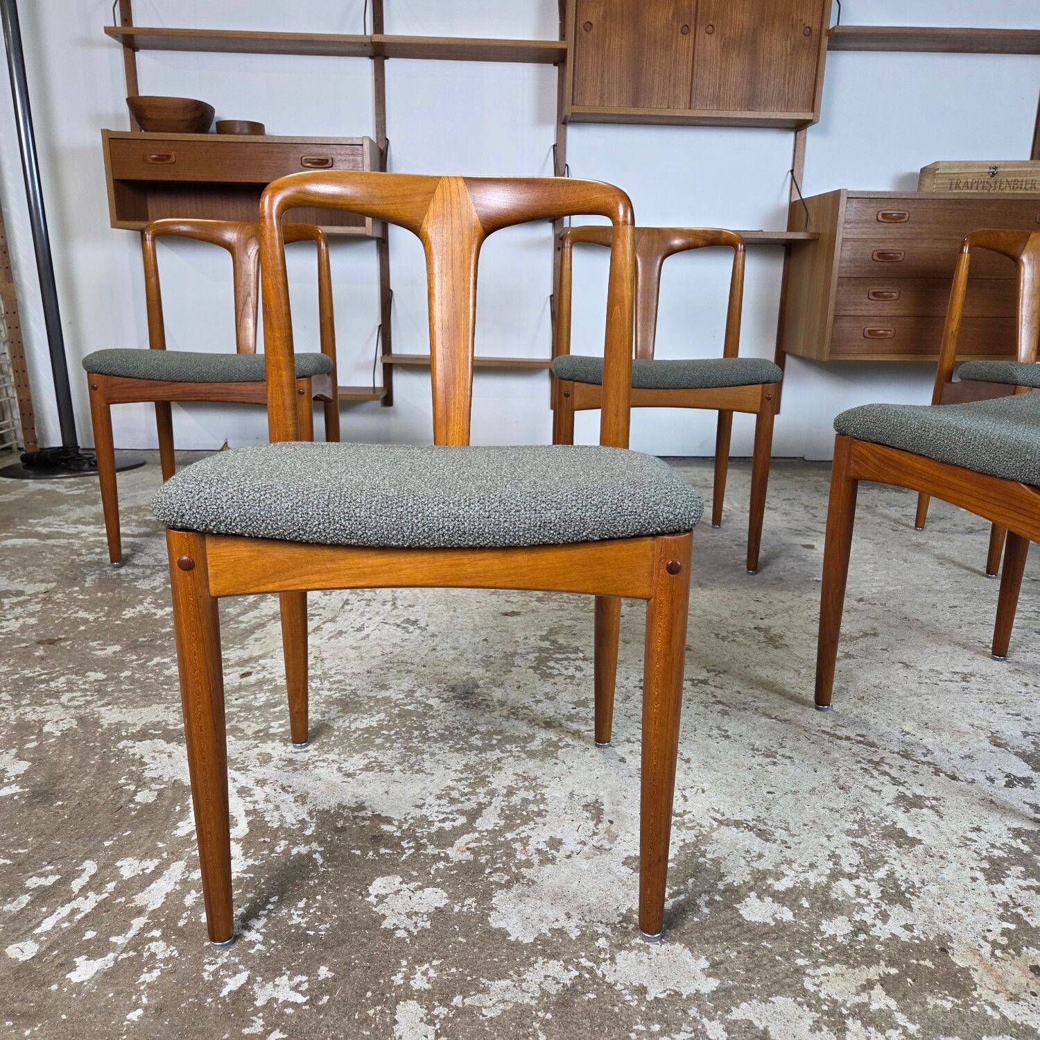 5x Johannes Andersen 'Juliane' vintage 1960s Danish chairs