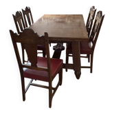 Table en chêne massif avec 2 rallonges intégrées et 7 chaises