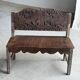 Mini banc à dossier sculpté à motif d'oiseaux stylisés H58 L61