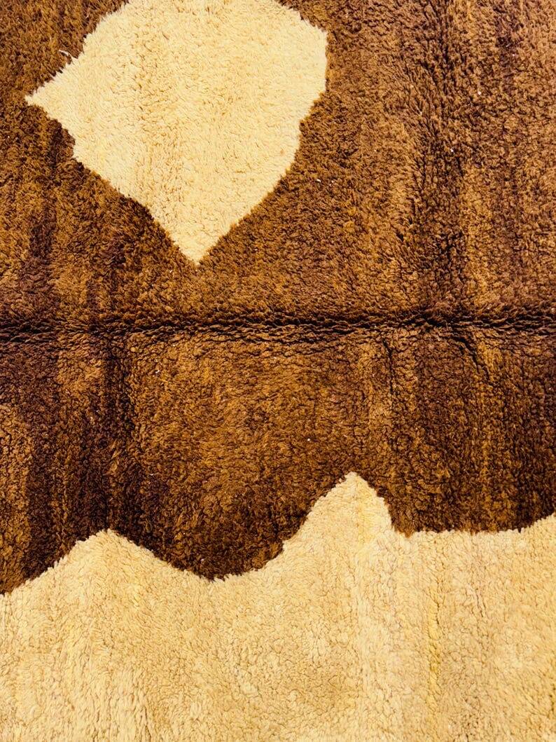 Traditional handmade Berber rug size 150 x 250 cm