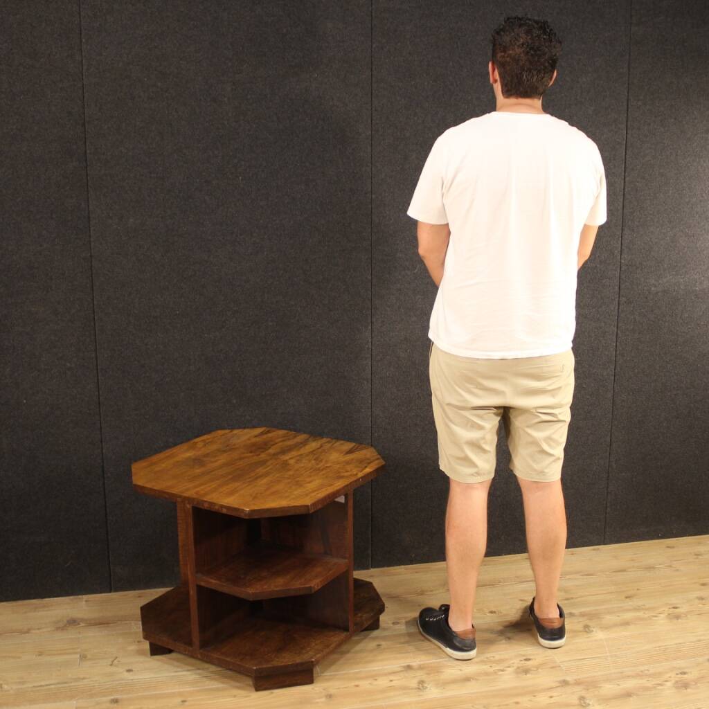 Italian design coffee table from the 20th century