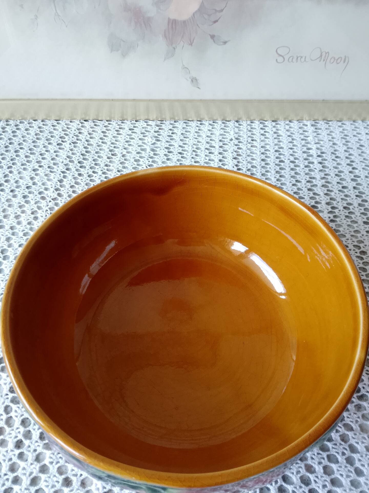 Earthenware salad bowl